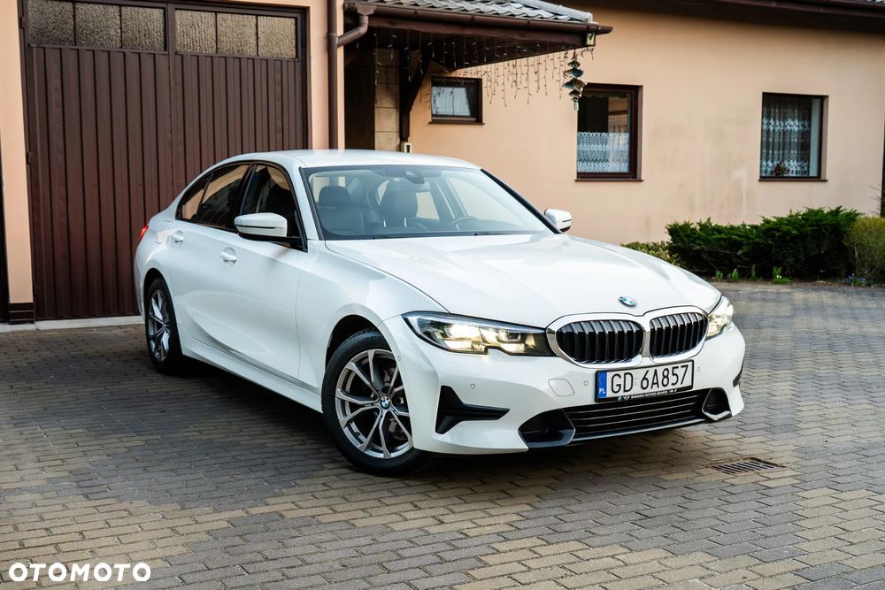 BMW Seria 3 318d MHEV Sport Line - 2