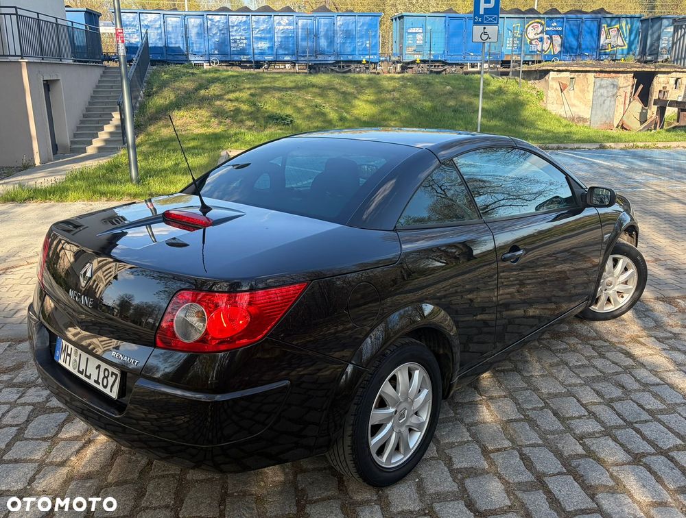 Renault Megane 2.0 Dynamique - 6