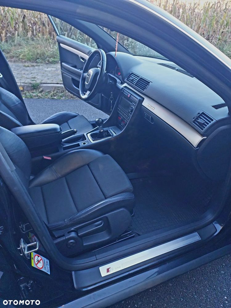 Audi A4 Avant - 17