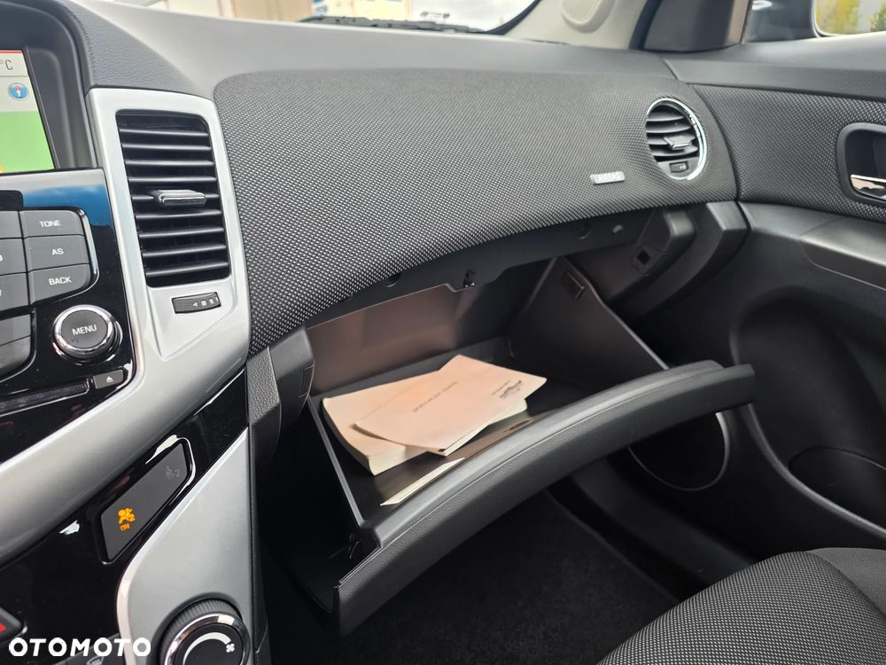 Chevrolet Cruze - 15