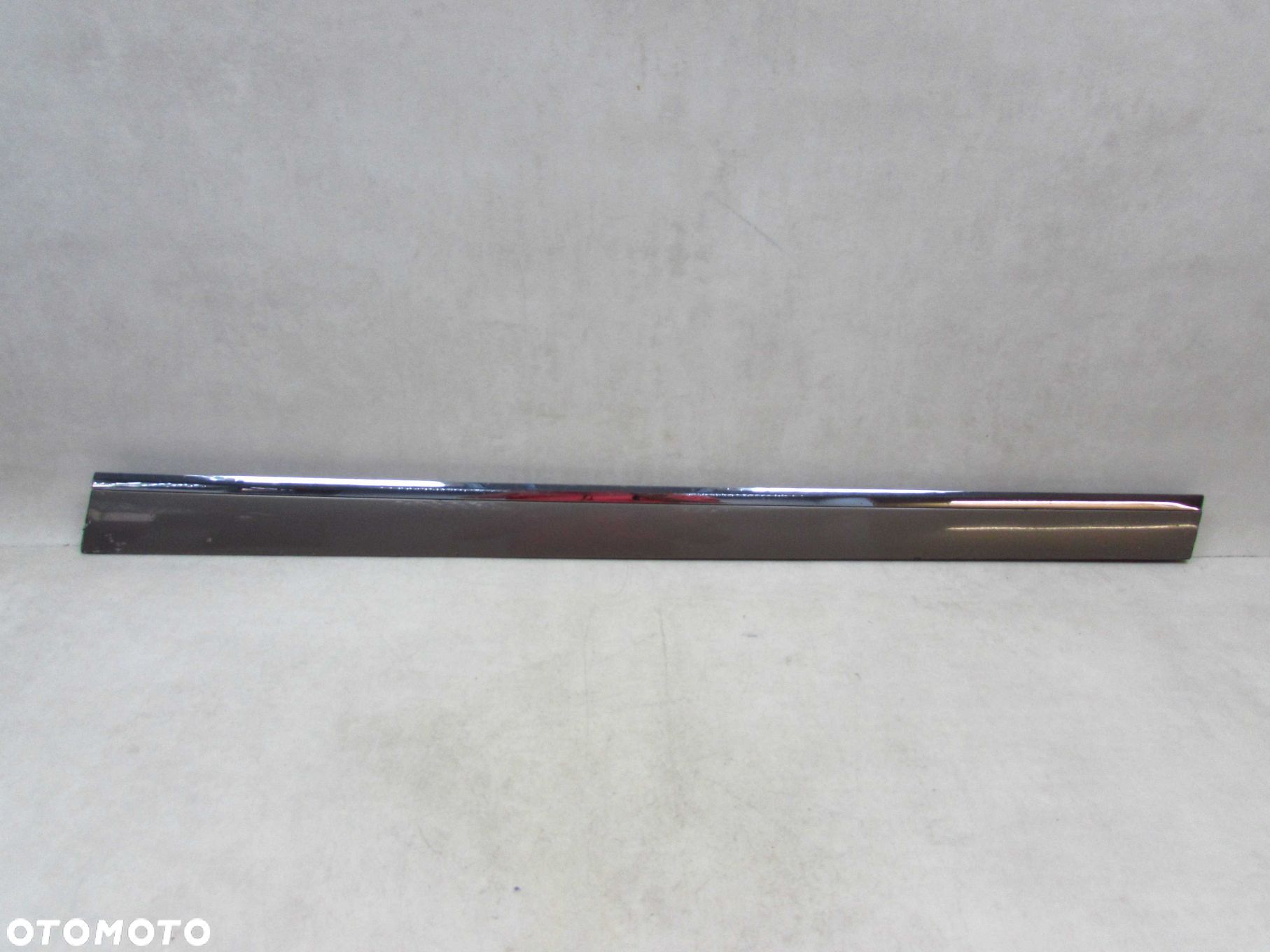AUDI A6 C6 LIFT 09-11 LISTWA DOLNA DRZWI PRZOD PRAWA LY1Q 4F0853960 CHROM - 1