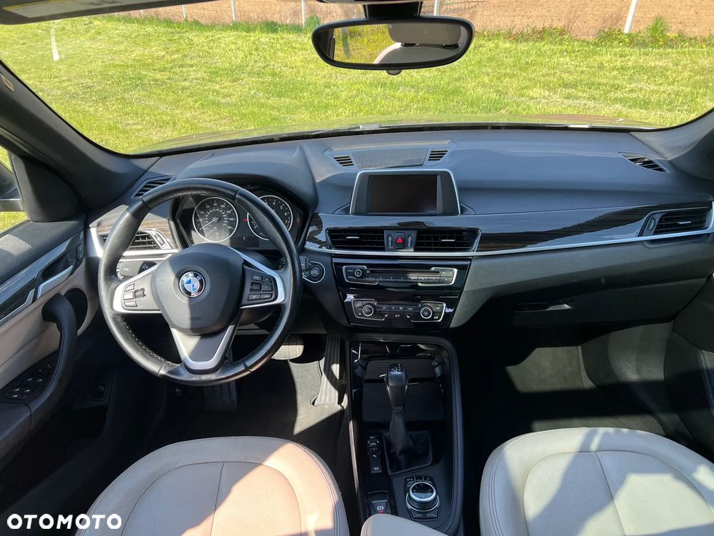 BMW X1 - 10