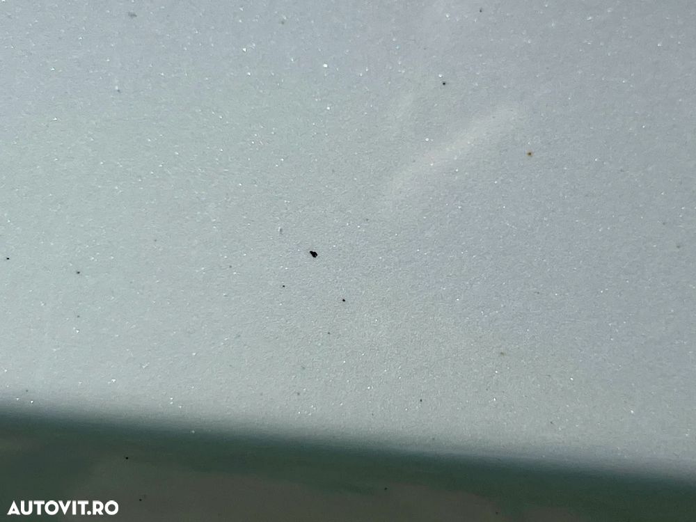 Tesla Model Y - 19
