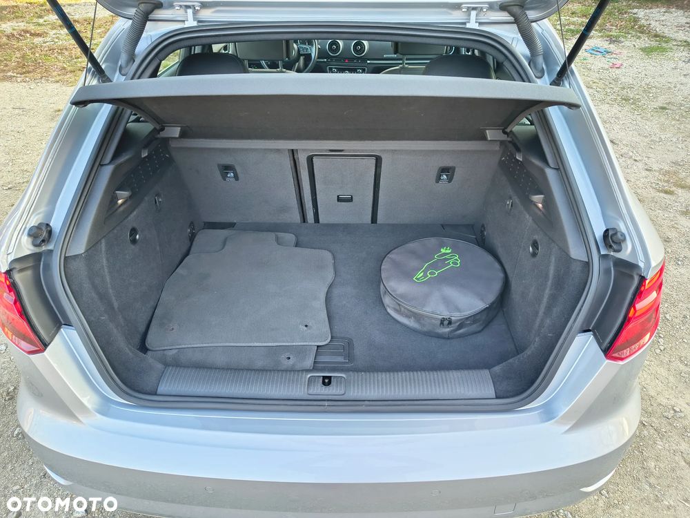 Audi A3 Sportback 1.4 TFSI e-tron design - 14