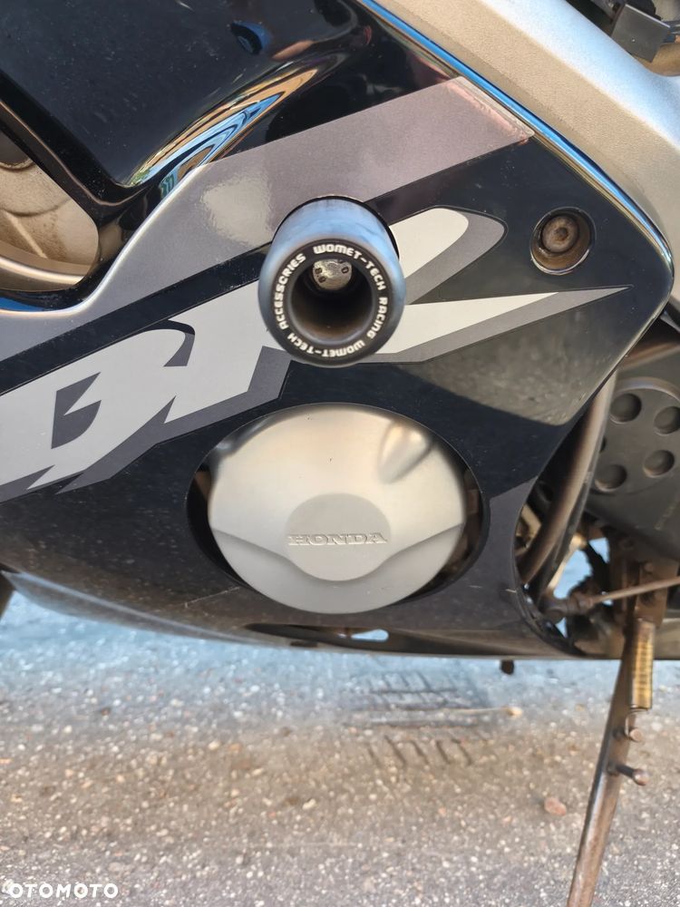 Honda CBR - 8