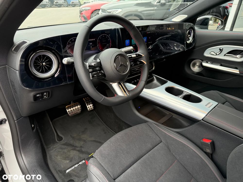 Mercedes-Benz CLA 200 - 10