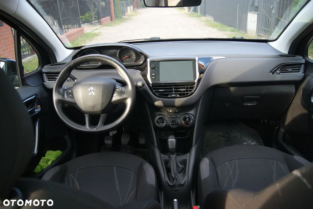 Peugeot 208 82 VTI Allure - 7