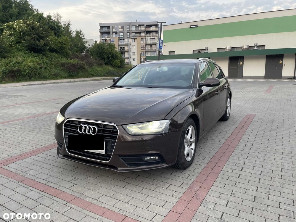 Audi A4 Avant - 1