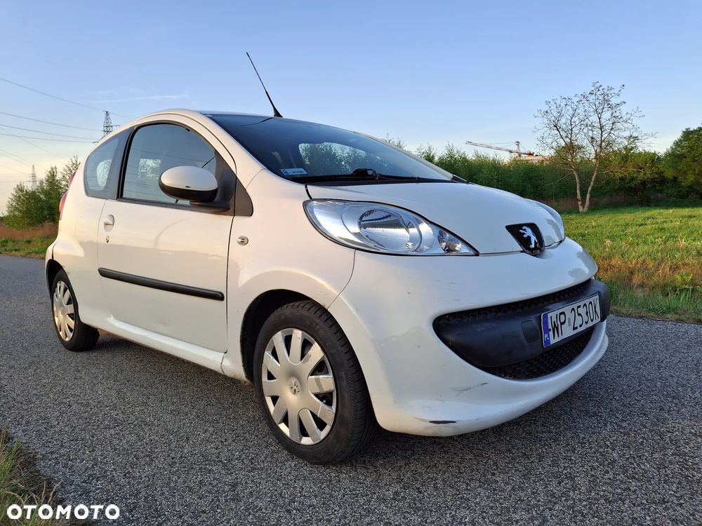 Peugeot 107 1.0 Happy - 2