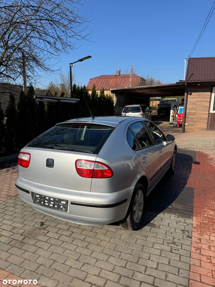Seat Leon 1.6 Signo - 5