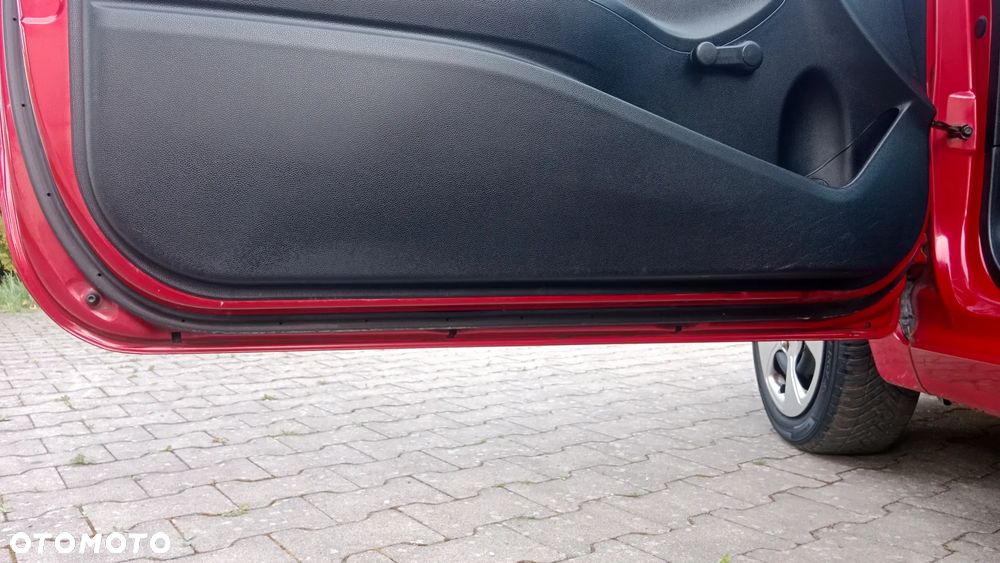 Kia Picanto 1.0 Dream Team Edition - 10