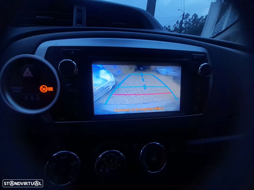 Toyota Yaris 1.4 D-4D Trend+Navi - 7