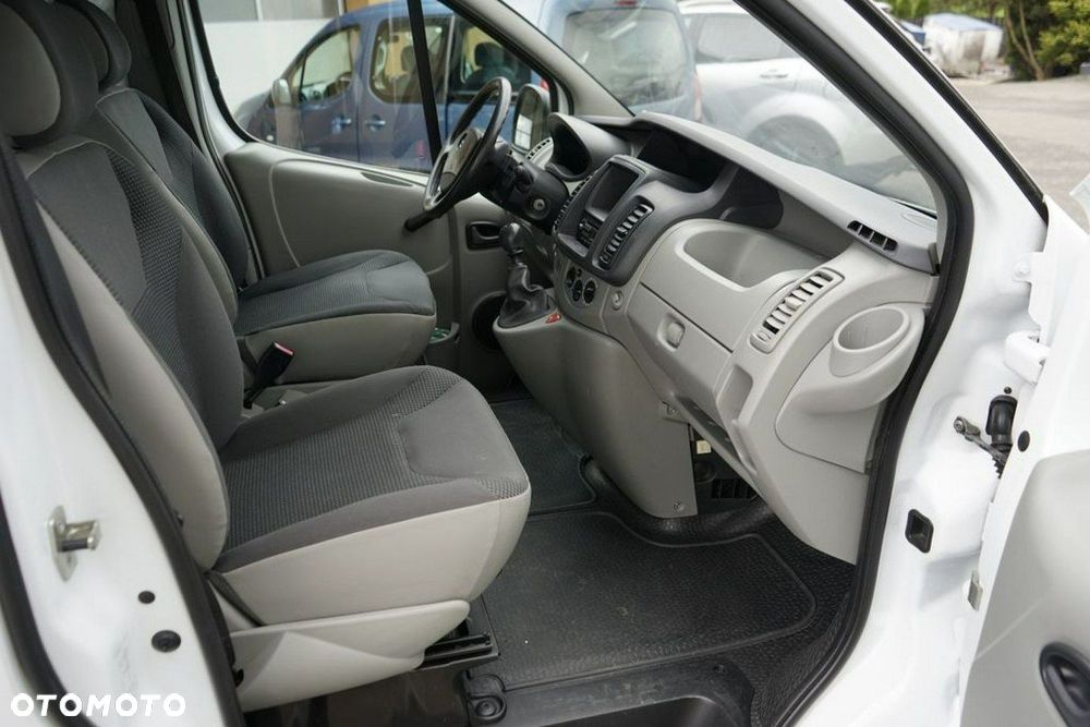 Opel Vivaro - 15