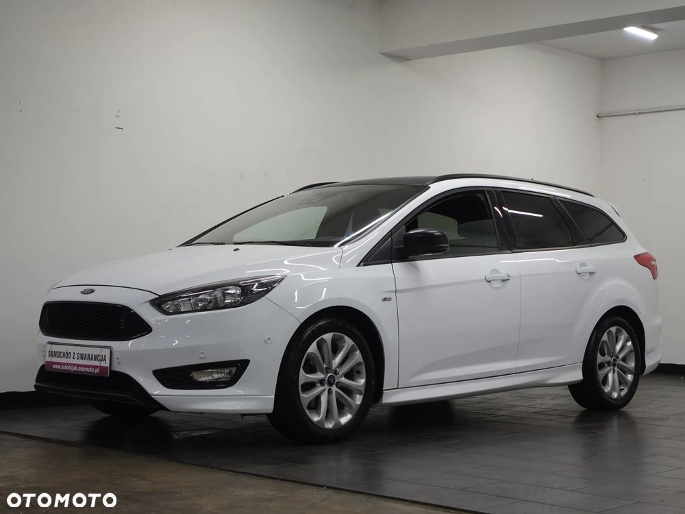 Ford Focus 1.5 EcoBoost ST-Line Black ASS - 4