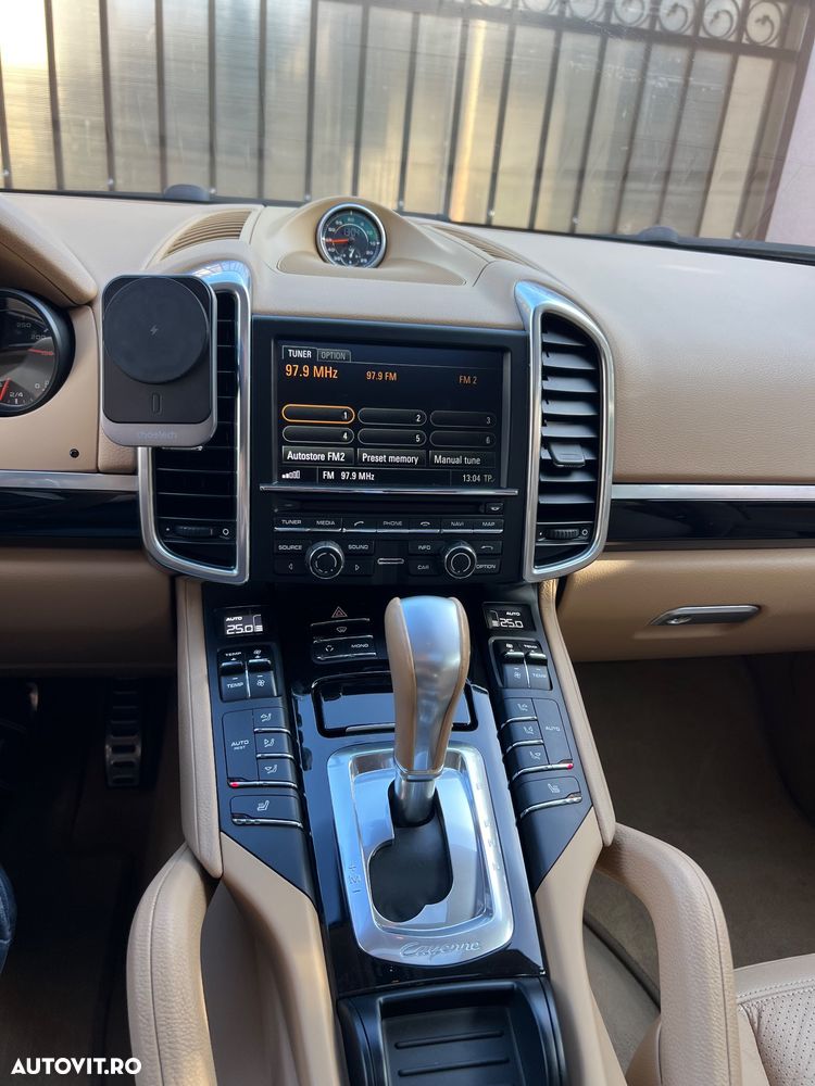 Porsche Cayenne V6 3.0L Aut. - 10