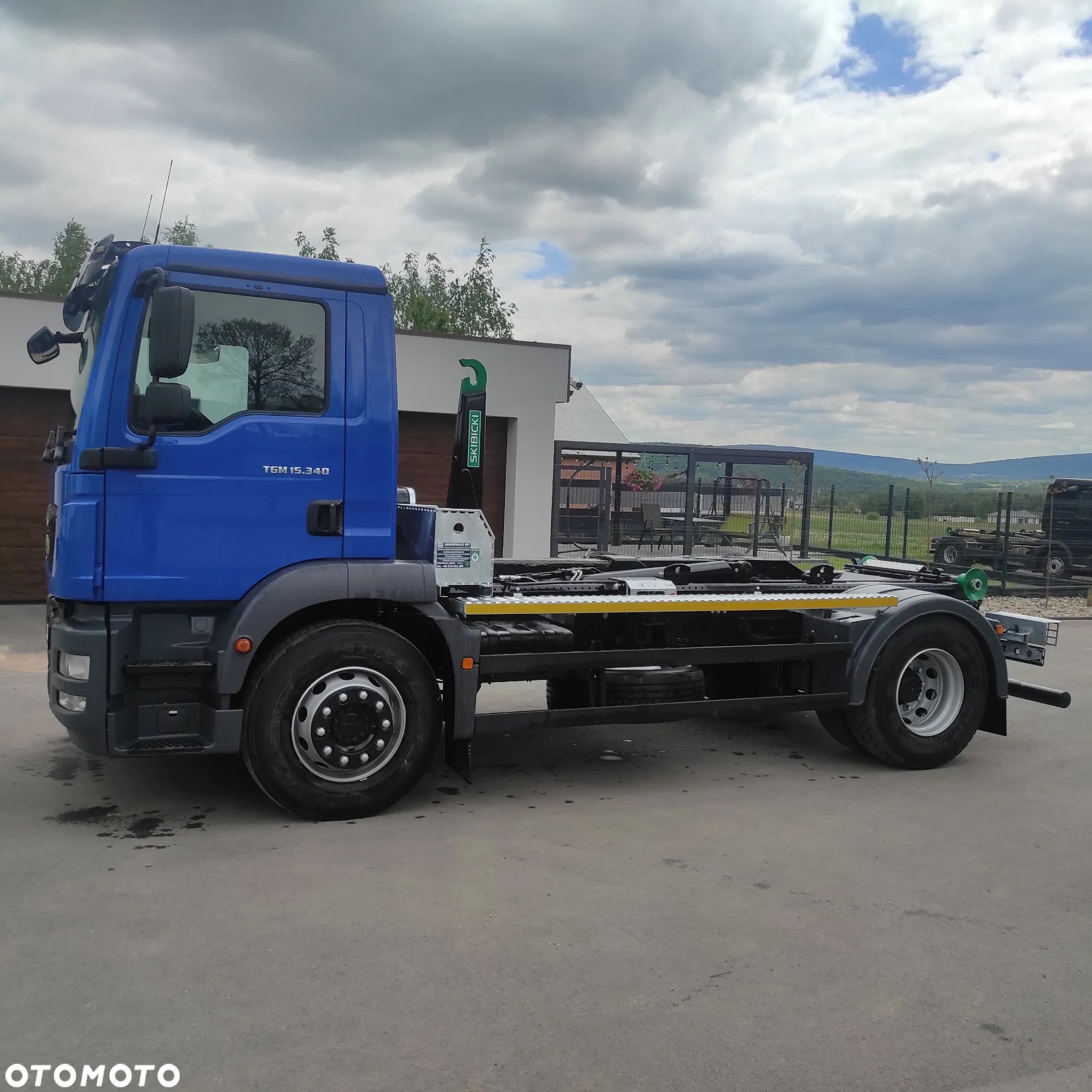 MAN TGM 18.340 urządzenie hakowe AXOR - 1