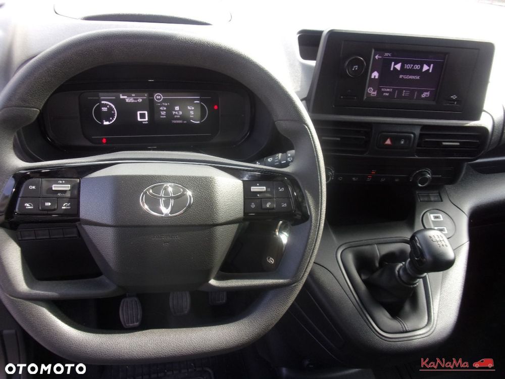 Toyota Proace City - 24