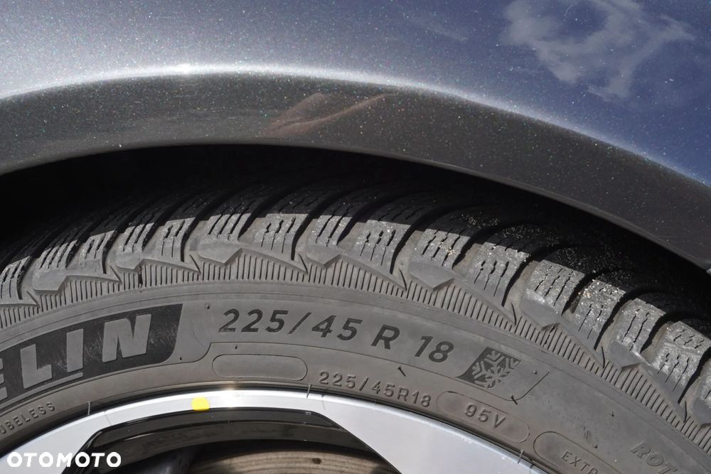 Mercedes-Benz Klasa C 300 de 9G-TRONIC - 6