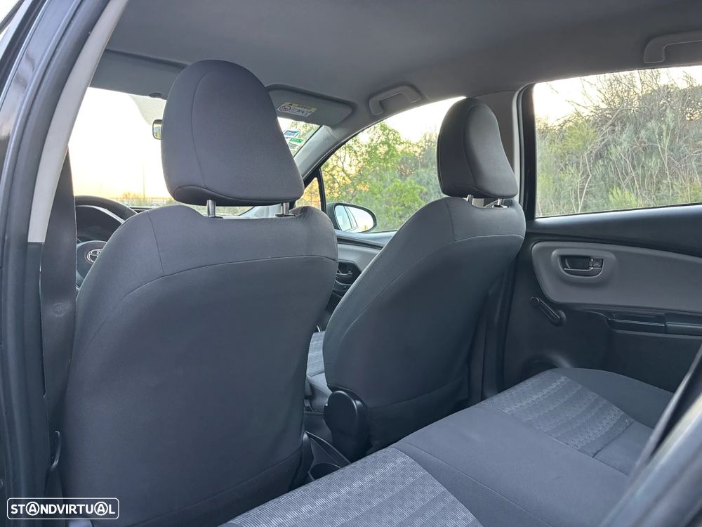 Toyota Yaris 1.4 D-4D Comfort+P.Style - 31