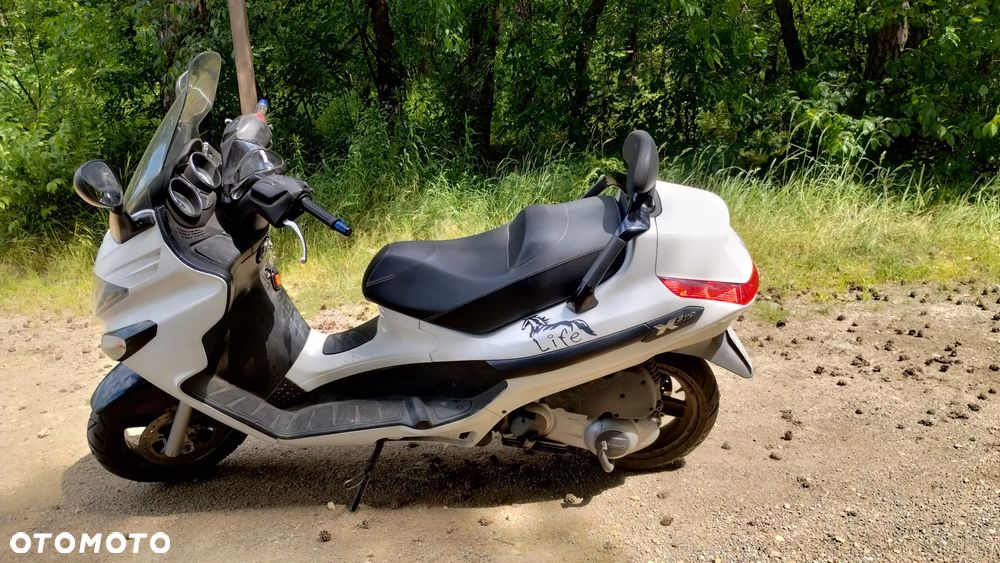 Piaggio Xevo - 1