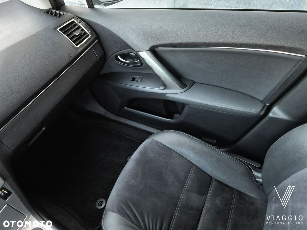 Toyota Avensis 1.8 Sol EU5 - 21