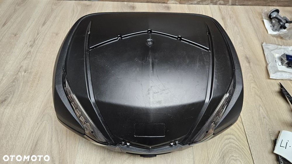Oryginalny Kufer Centralny Kawasaki 47L Givi V47 - 3
