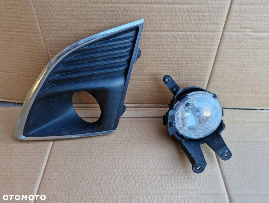 Halogen prawy lewy kratka zderzaka chrom Chevrolet Cruze - 2