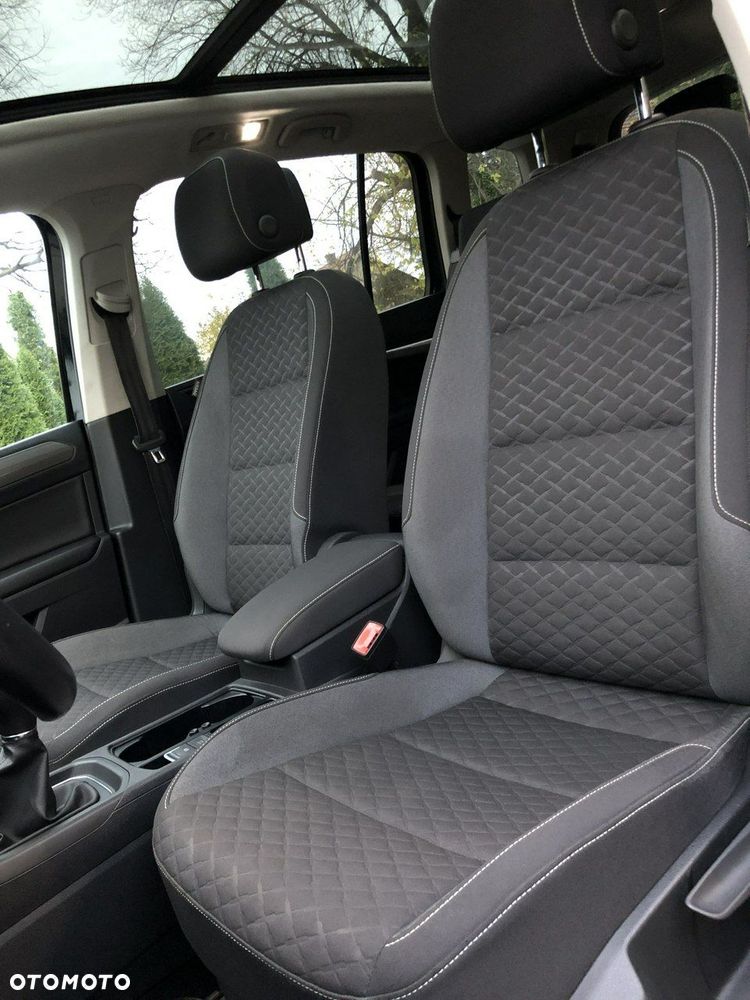 Volkswagen Touran - 8