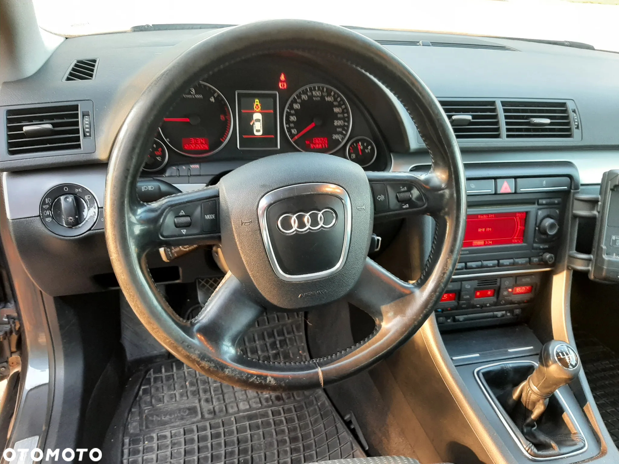 Audi A4 Avant 2.0 TDI DPF - 13