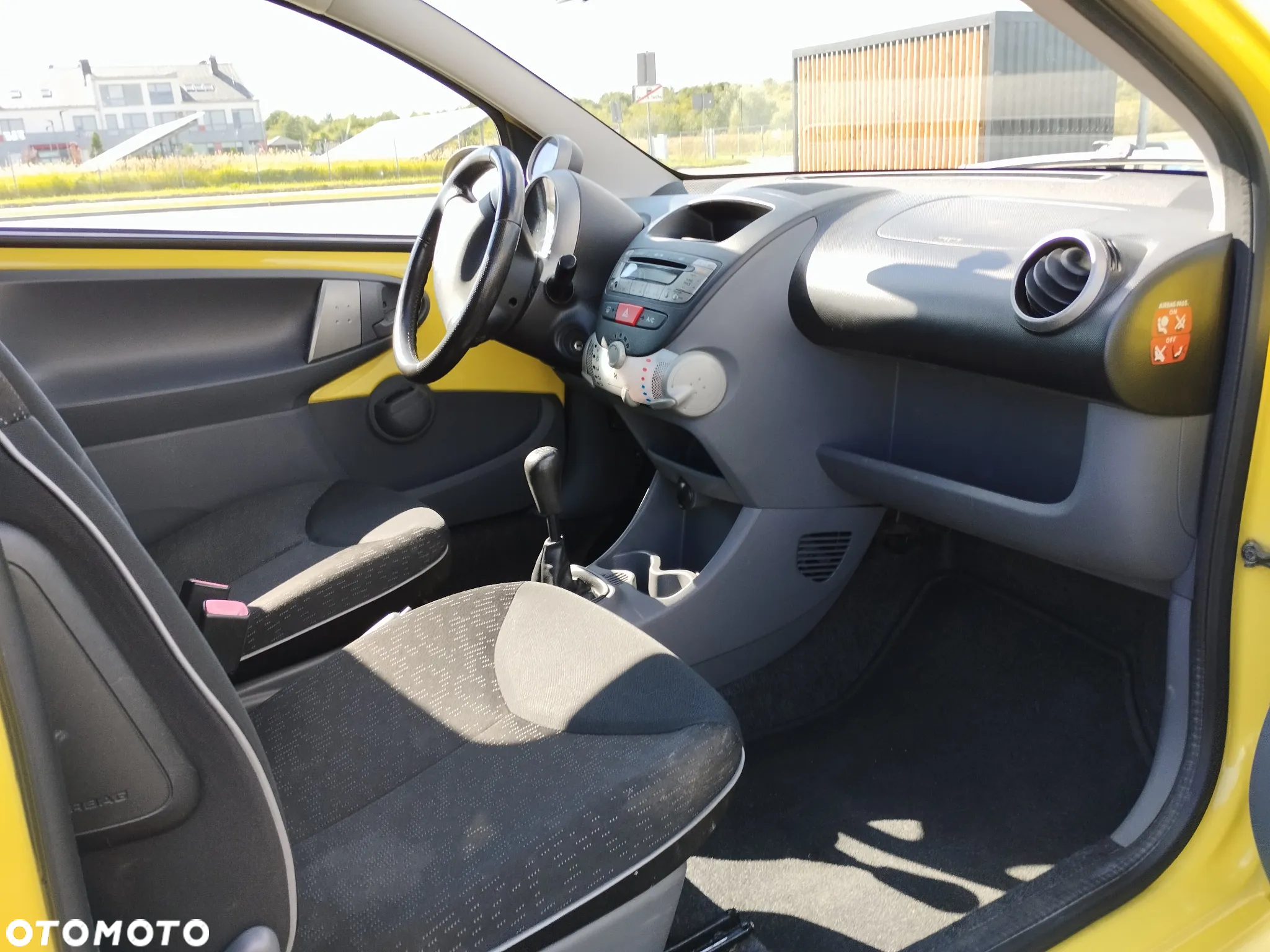 Peugeot 107 1.0 Active - 9
