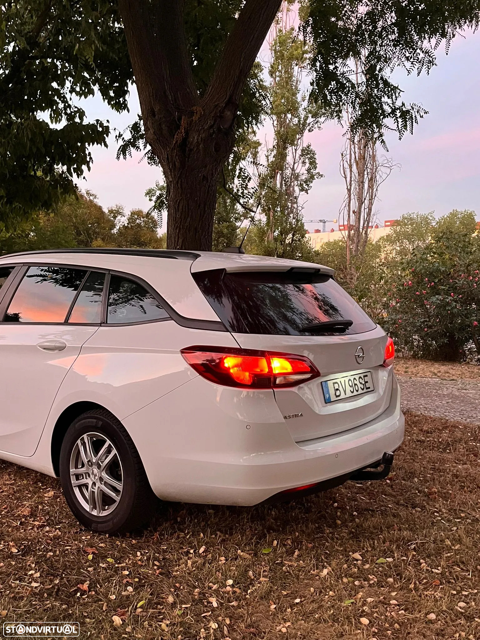 Opel Astra 1.5 D Business - 3