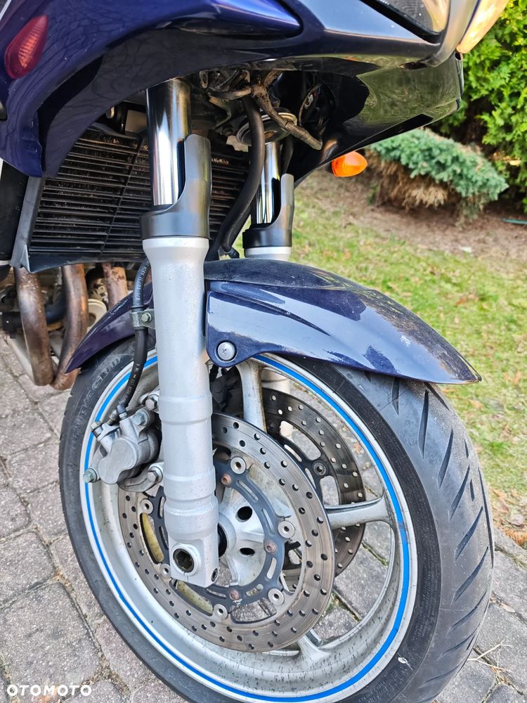 Yamaha FZ6 - 20
