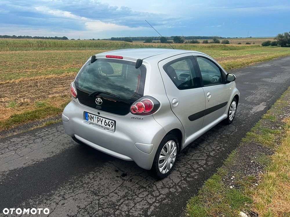 Toyota Aygo 1.0 VVT-i Black - 4
