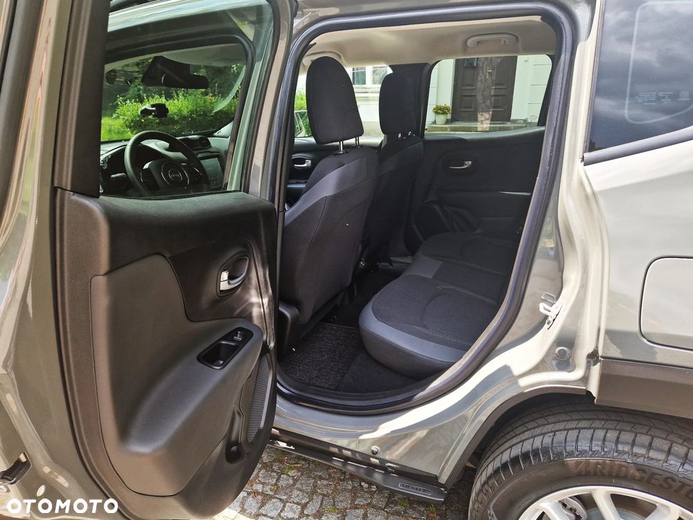 Jeep Renegade - 21
