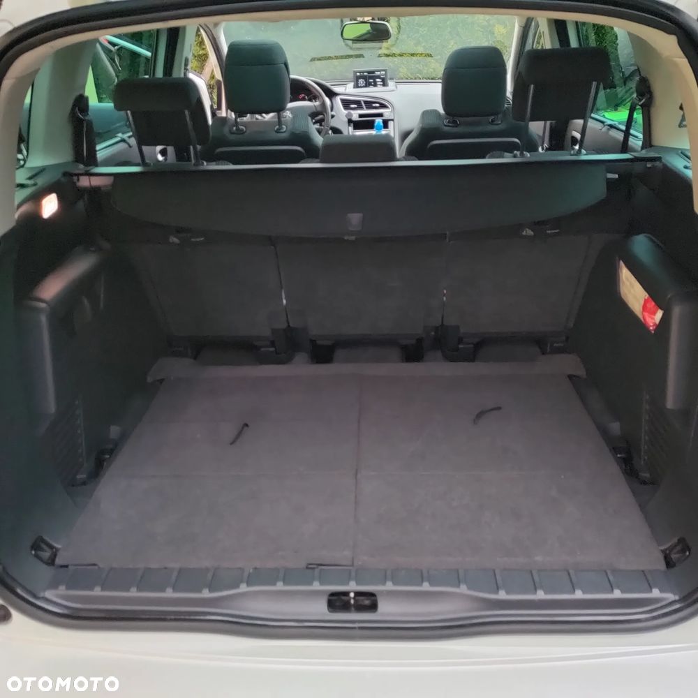 Peugeot 5008 1.6 HDi Style 7os - 17