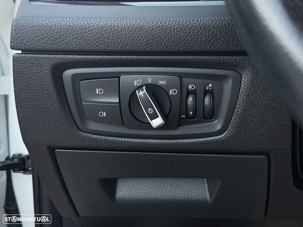BMW 116 d Advantage Auto - 11