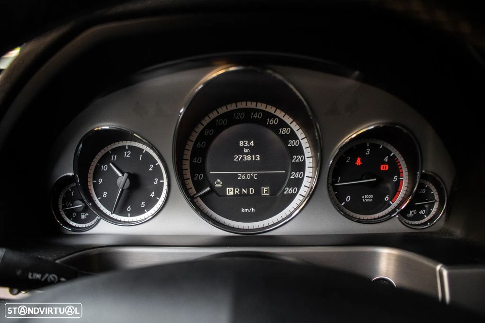 Mercedes-Benz E 250 CDi Avantgarde BlueEfficiency Auto. - 13