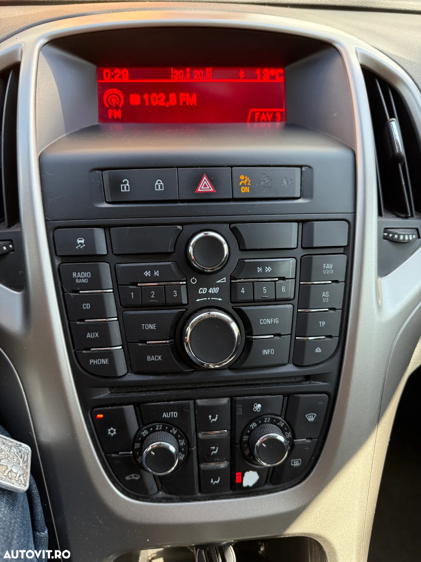 Opel Astra 1.6 Enjoy - 19