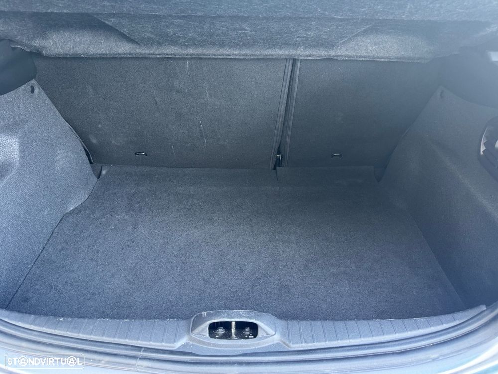 Peugeot 208 1.2 PureTech Active - 22