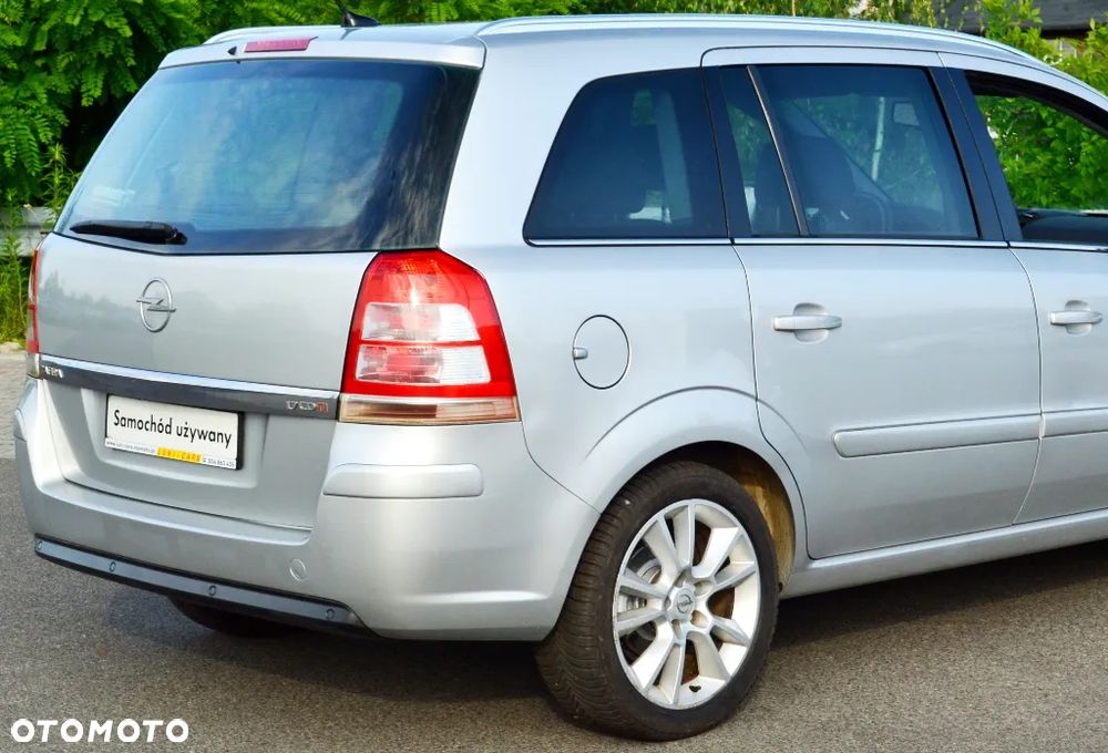 Opel Zafira 1.7 CDTI Cosmo - 18
