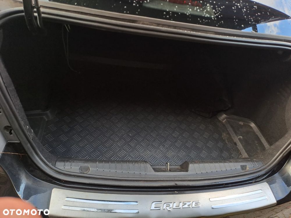 Chevrolet Cruze 1.6 - 9