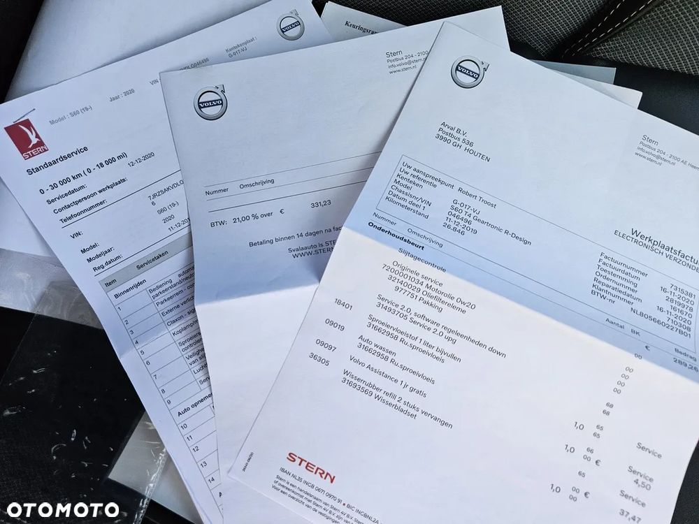 Volvo S60 T4 R-Design - 37