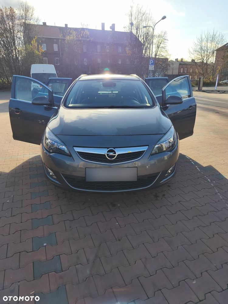 Opel Astra 1.4 T Cosmo - 6
