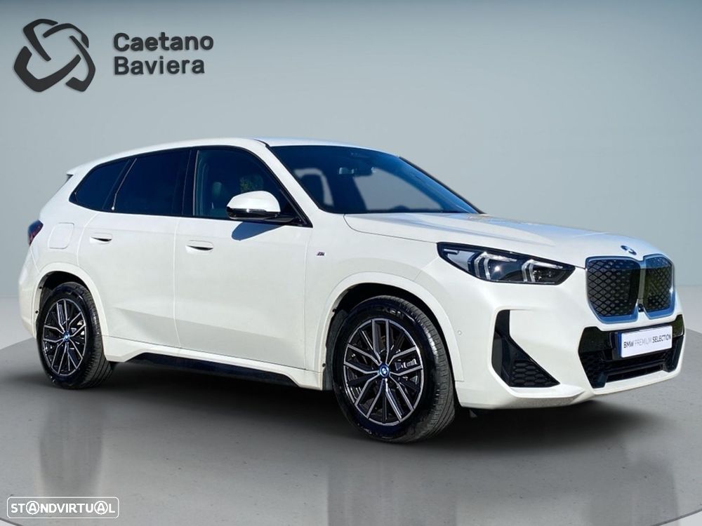 BMW iX1 xDrive30 Pack Desportivo M - 27
