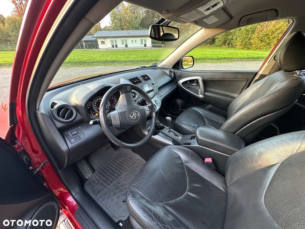 Toyota RAV4 2.0 VVT-i Sol - 11