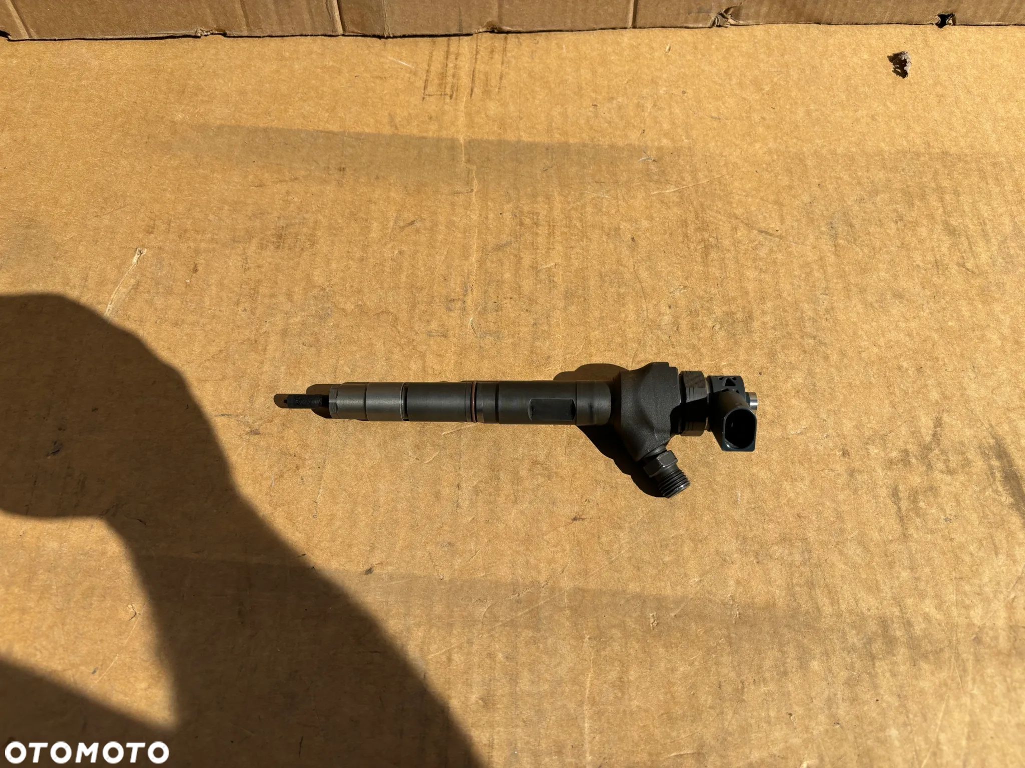 Wtryskiwacz 2.0 TDI Common Rail 03L130277J 0445110369 Bosch Audi Volkswagen Skoda Seat - 1