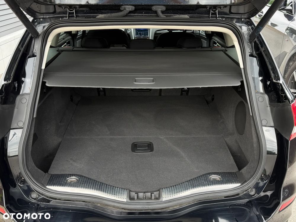 Ford Mondeo SW 2.0 EcoBlue Titanium - 34