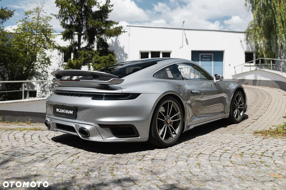 Porsche 911 Turbo S - 10