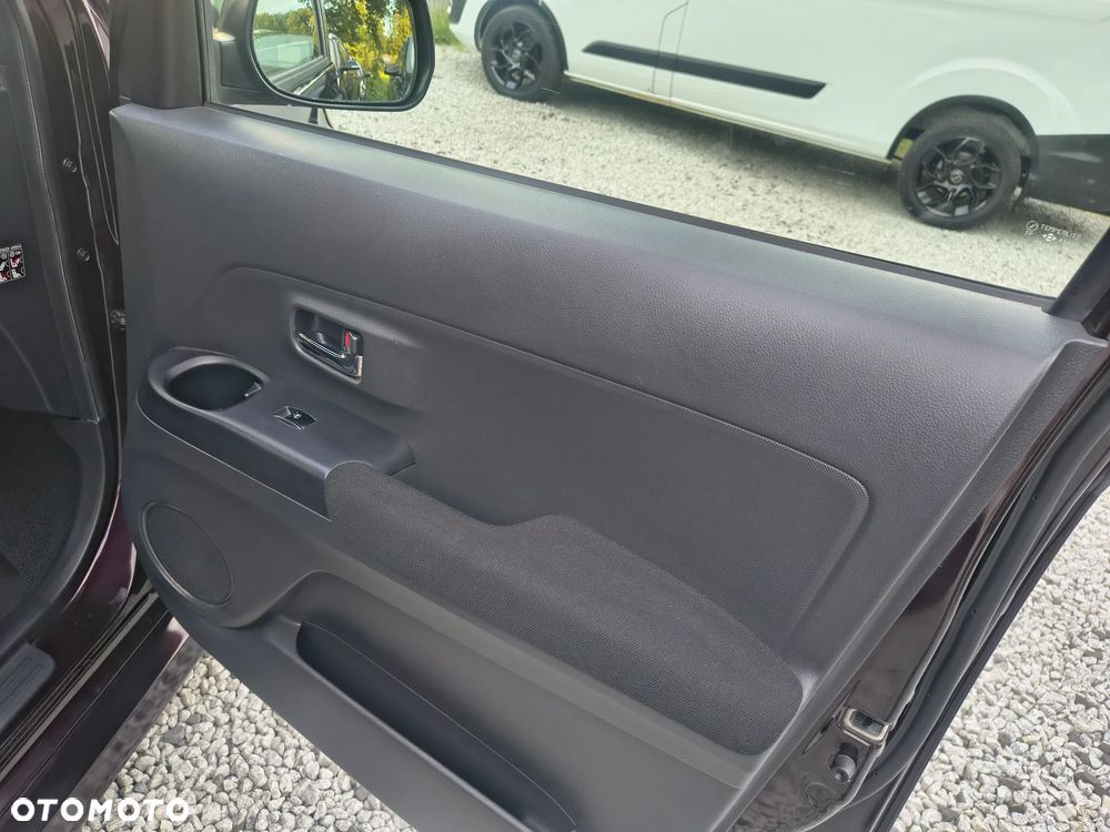 Daihatsu Materia 1.5 black edition - 19