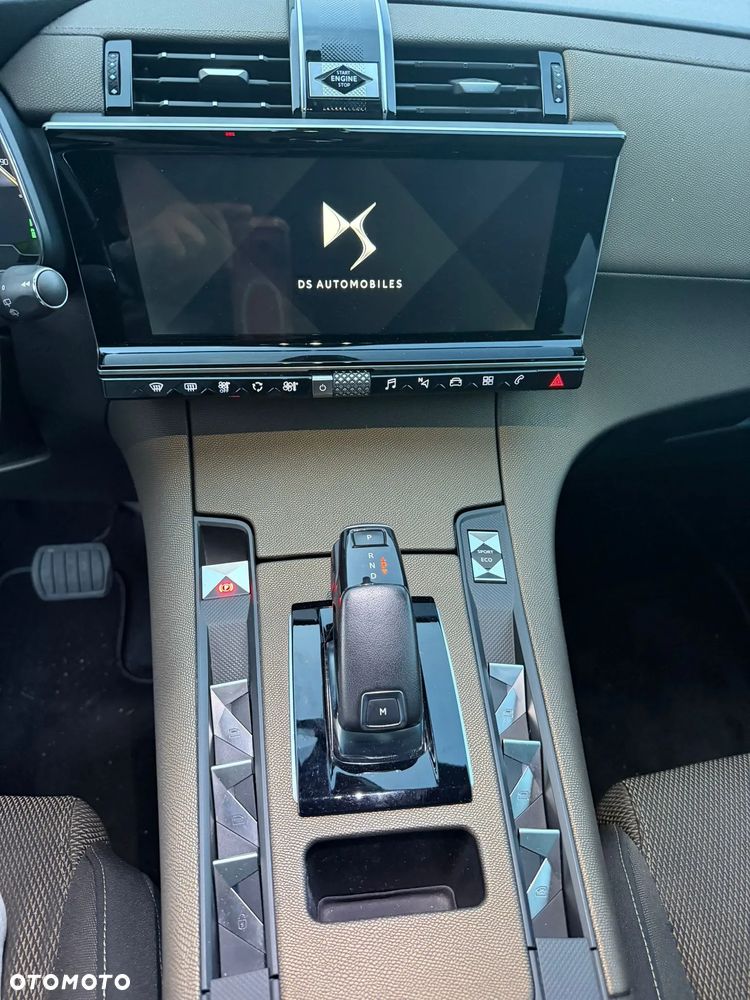 DS Automobiles DS 7 Crossback 1.5 BlueHDi Bastille + - 23